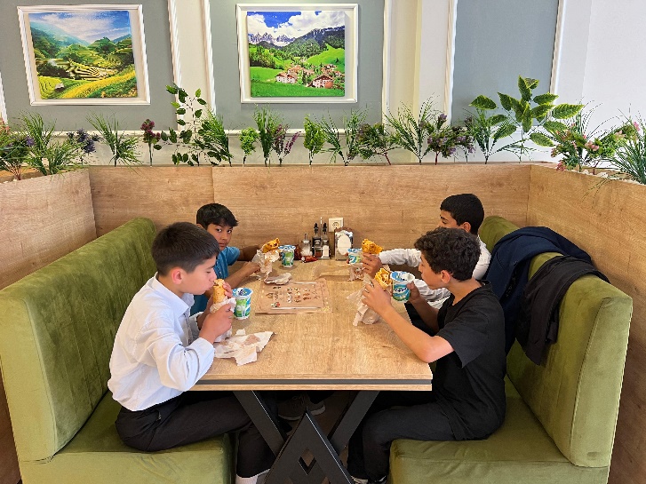 Crafting Captivating Headlines: Your awesome post title goes here